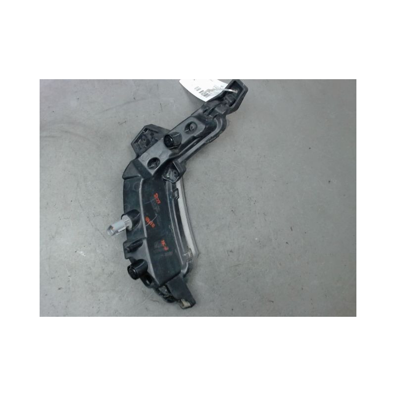 FEUX POSITION GAUCHE HYUNDAI I10