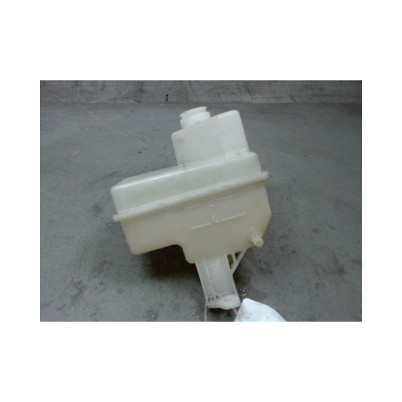 VASE EXPANSION KIA CEE-D