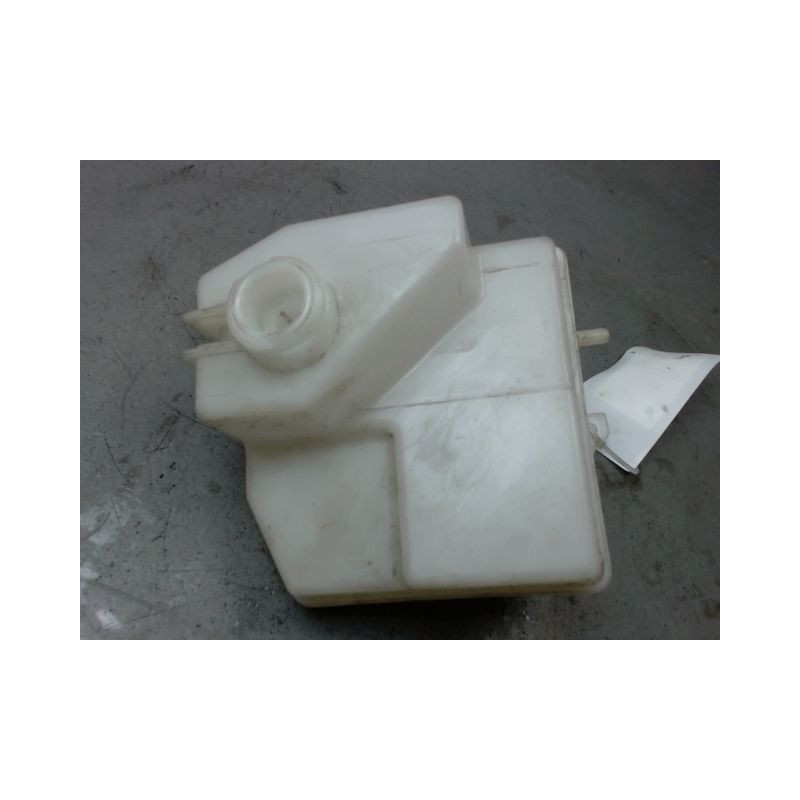 VASE EXPANSION KIA CEE-D