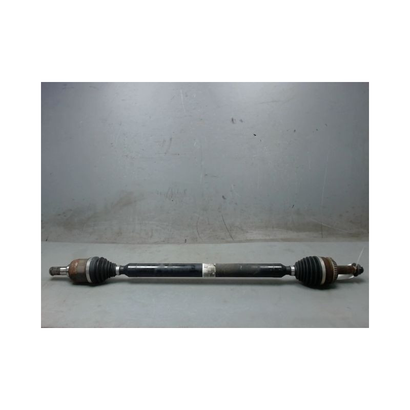 TRANSMISSION AVANT DROIT KIA CEE-D 1.6 CRDi 136