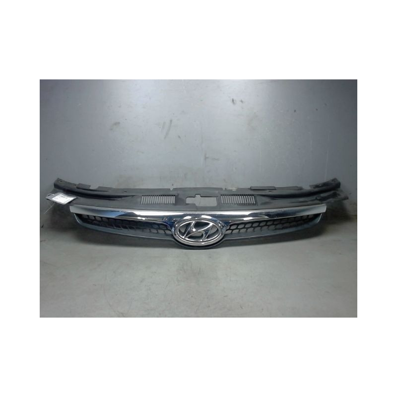 CALANDRE HYUNDAI I 30 2007-