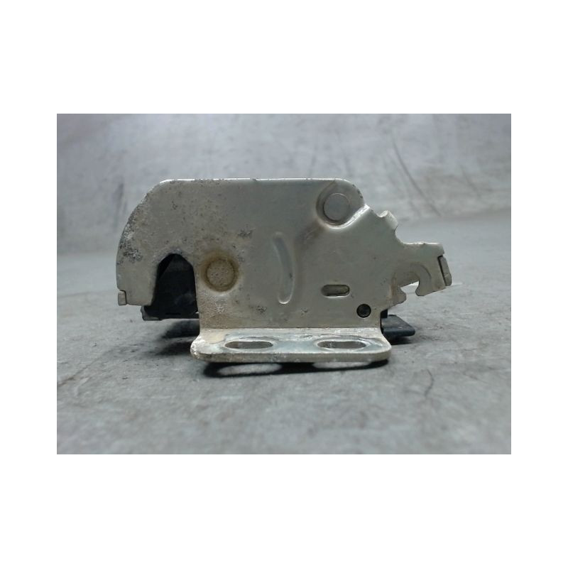 SERRURE PORTE BATTANTE ARRIERE GAUCHE MERCEDES SPRINTER TOLE MOYEN 2006-