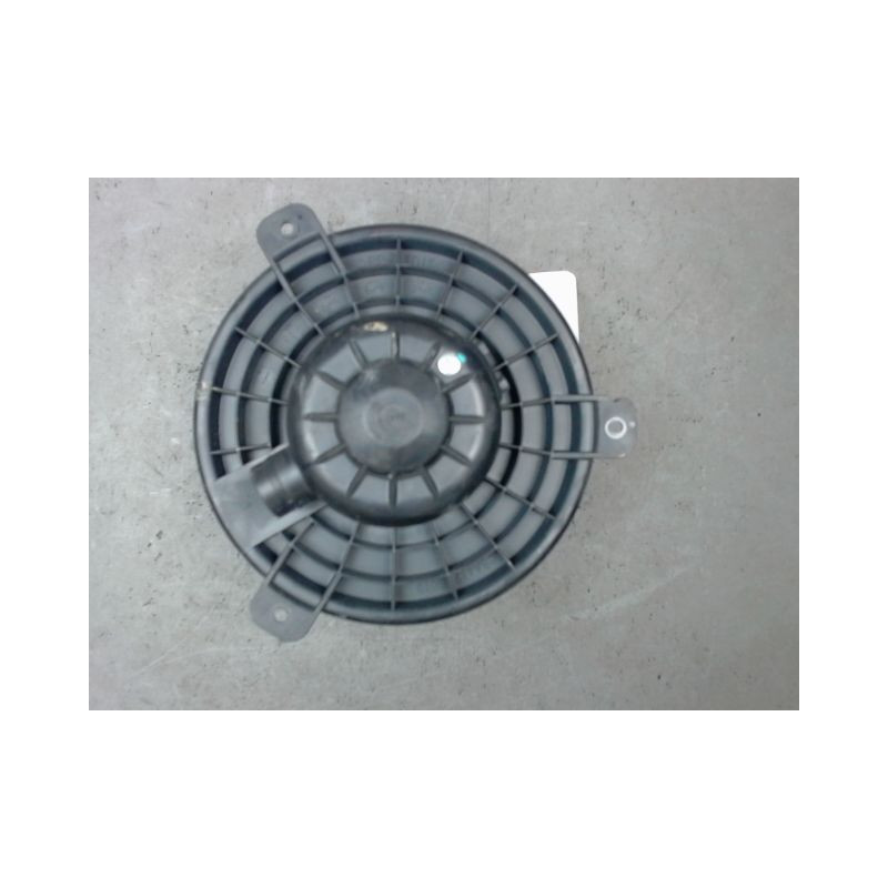 MOTEUR VENTILATEUR CHAUFFAGE MITSUBISHI L 200