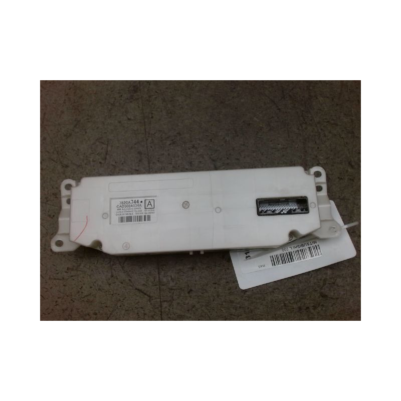 COMMANDE DE CHAUFFAGE MITSUBISHI L 200