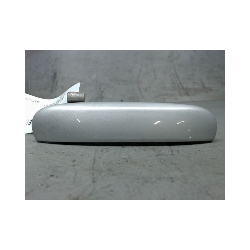 POIGNEE EXTERIEURE PORTE ARRIERE DROIT MITSUBISHI COLT