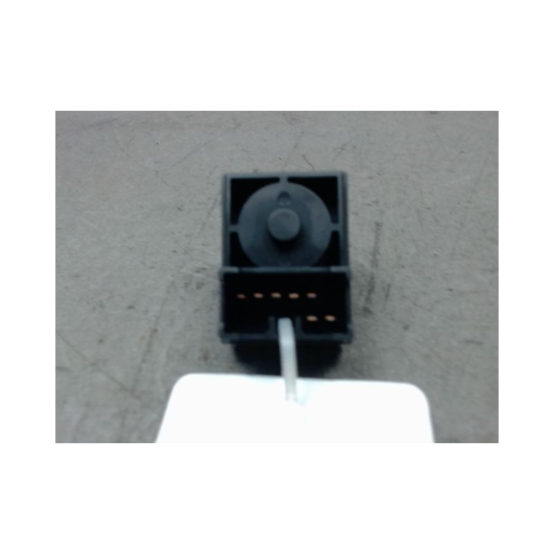COMMANDE RETROVISSEUR EXTERIEUR ELECTRIQUE MITSUBISHI COLT
