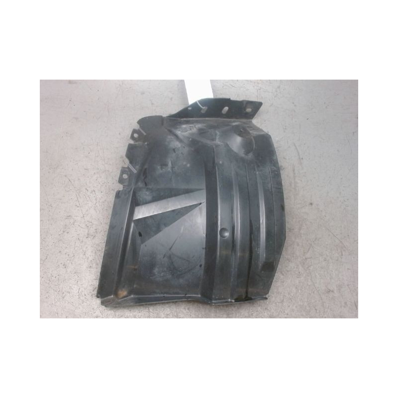 PARE-BOUE ARRIERE DROIT MITSUBISHI COLT