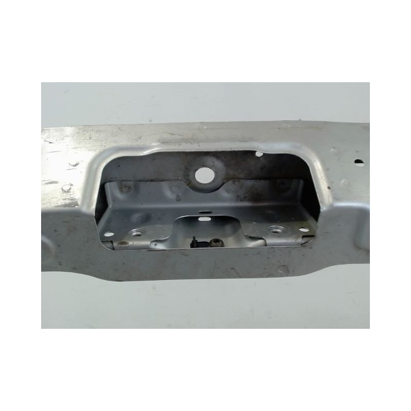 TRAVERSE SUPERIEURE ARMATURE AVANT OPEL KARL
