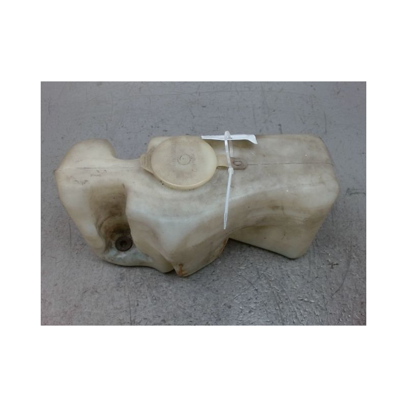 RESERVOIR LAVE-GLACE AVANT OPEL CORSA /90