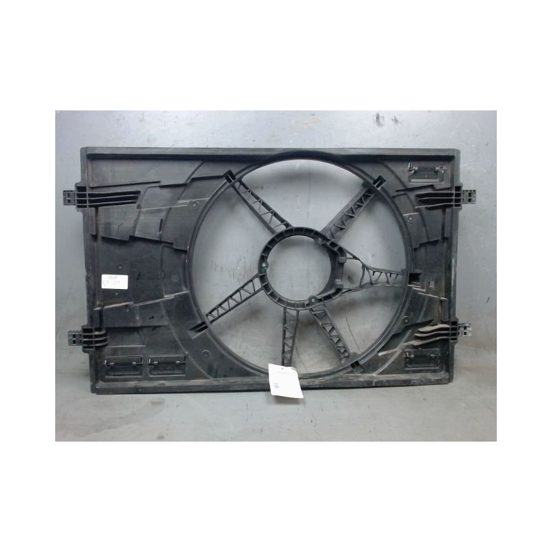 SUPPORT DE VENTILATEUR AUDI Q2