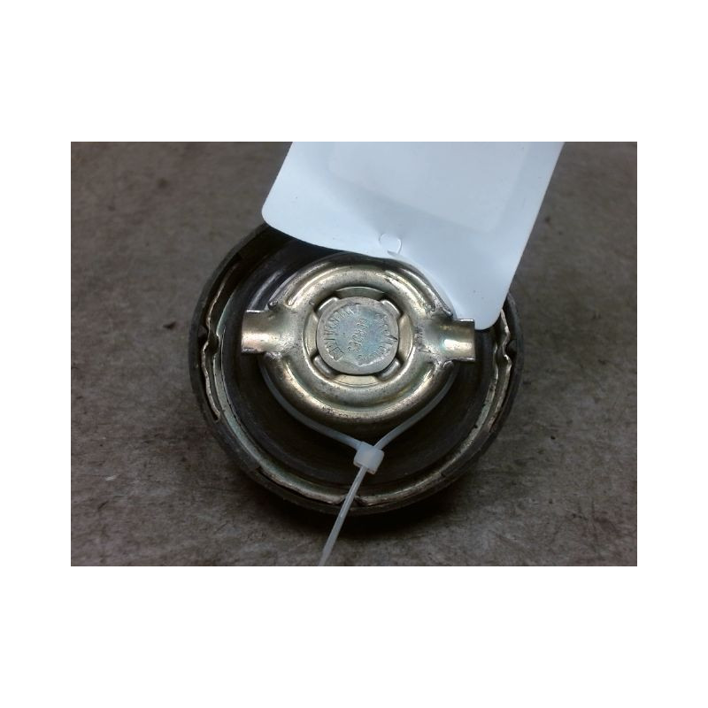 BOUCHON RESERVOIR A CARBURANT OPEL ASTRA 94-98