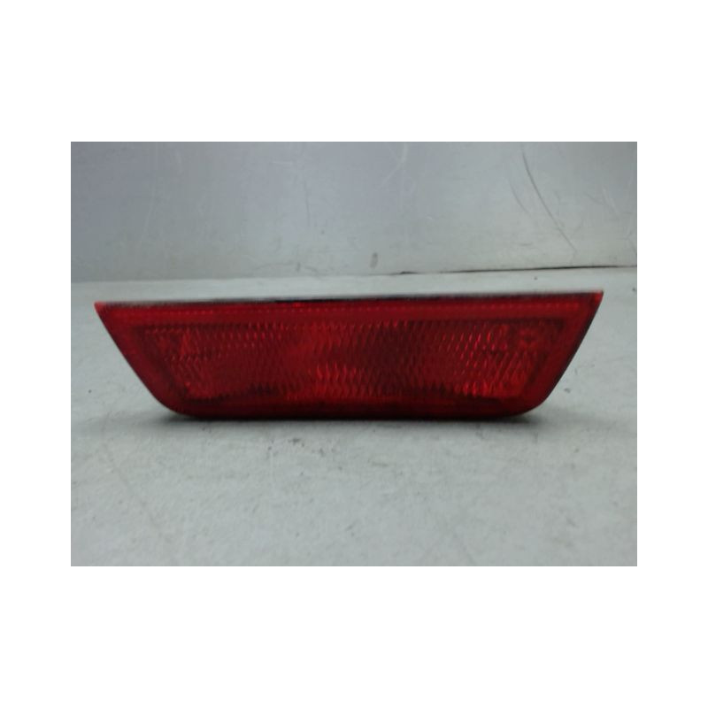 FEU BROUILLARD CENTRAL ARRIERE NISSAN MICRA