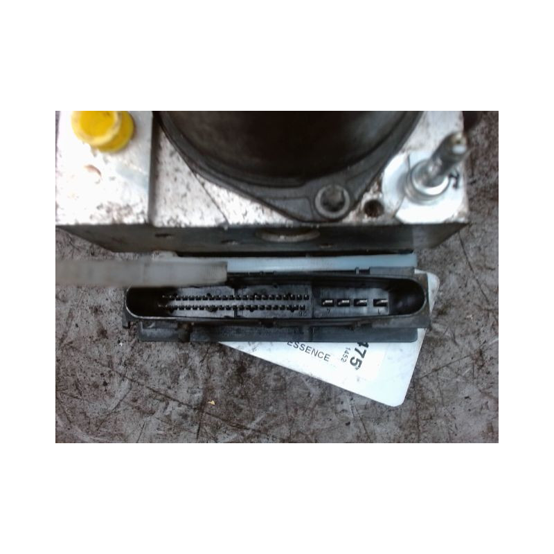 UNITE HYDRAULIQUE ABS SMART FORFOUR -04/2004