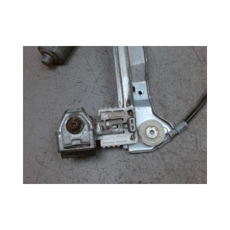 MECANISME+MOTEUR LEVE-GLACE AVANT DROIT SMART FORFOUR -04/2004