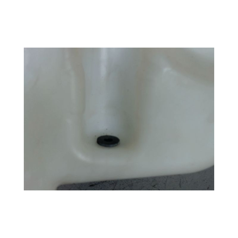 RESERVOIR LAVE-GLACE AVANT SKODA FELICIA 95-2000
