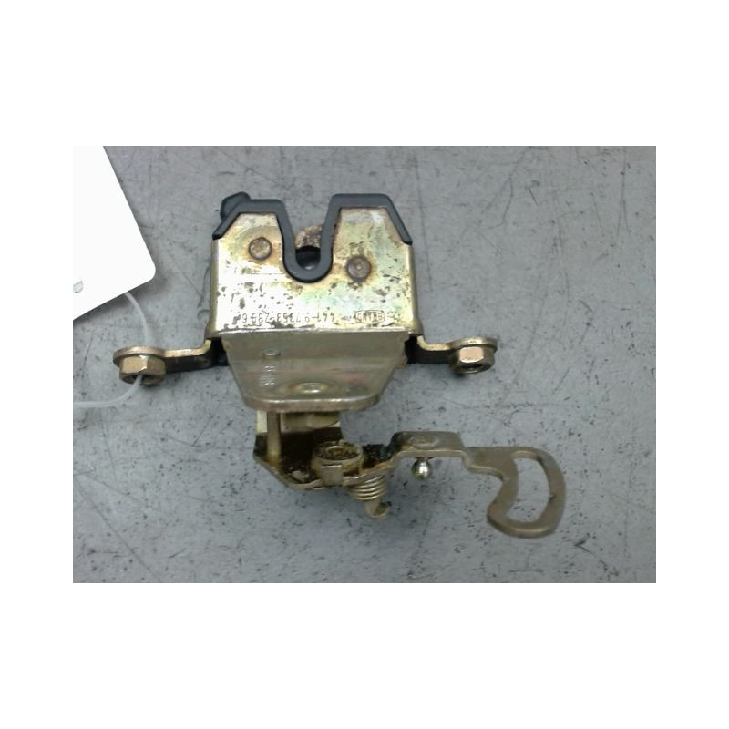 SERRURE HAYON  SKODA FELICIA 95-2000