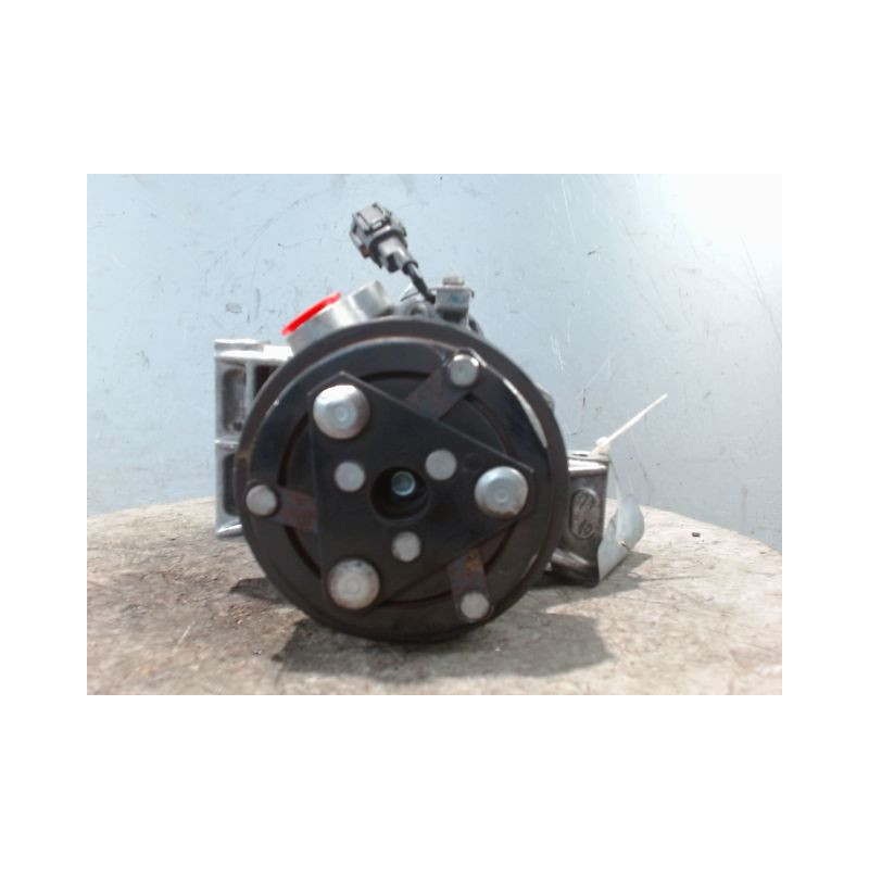 COMPRESSEUR AIR CONDITIONNE NISSAN JUKE