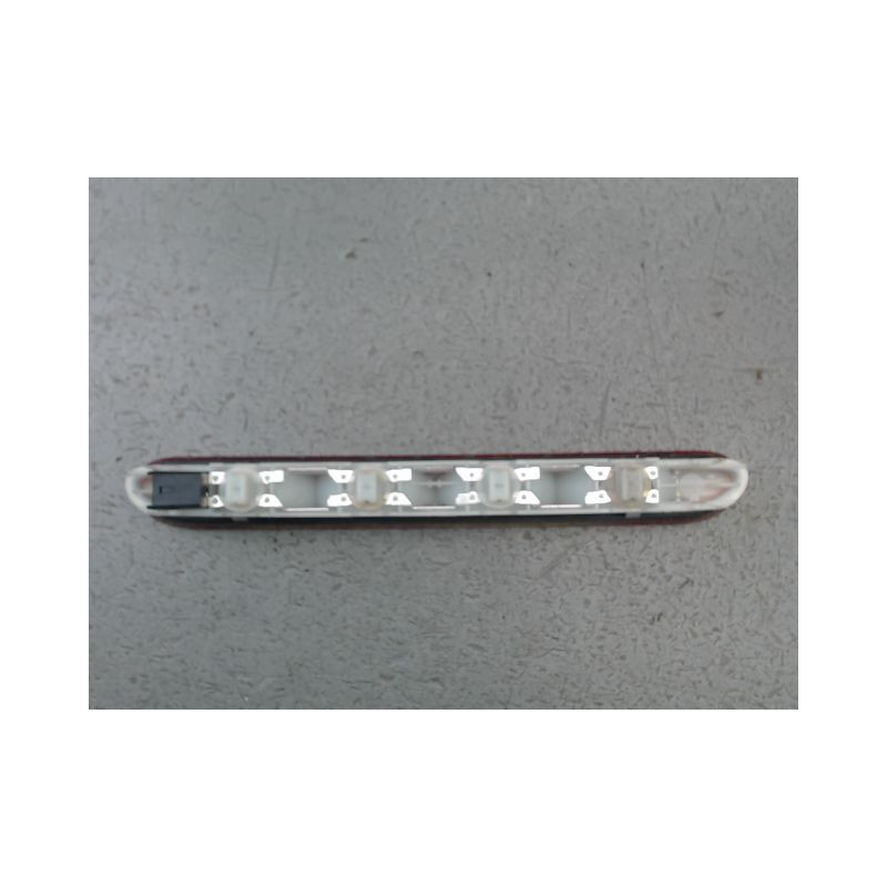 FEUX STOP SUPPLEMENTAIRE TOYOTA PROACE