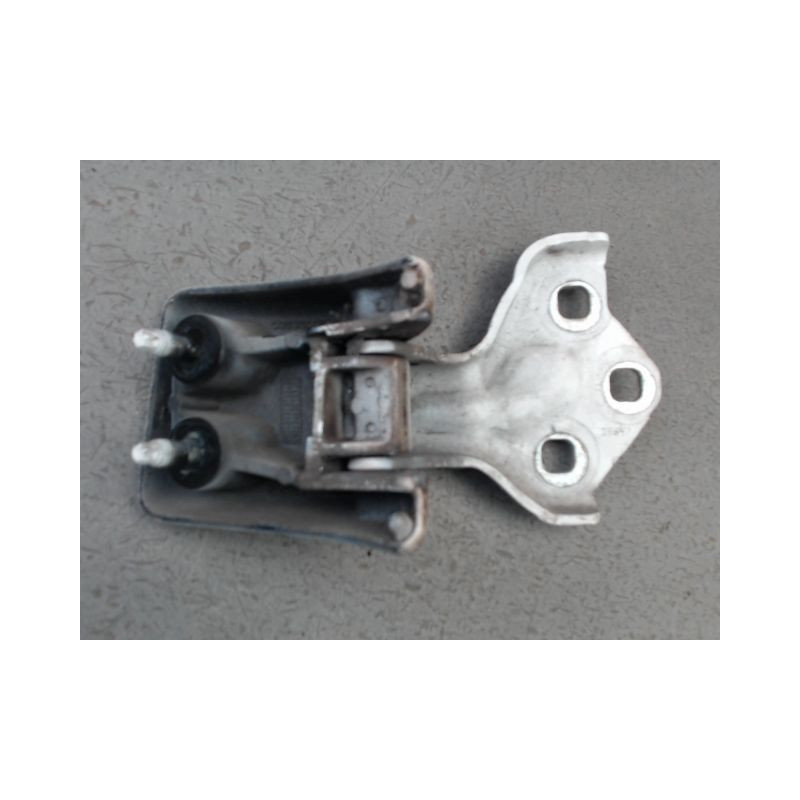 CHARNIERE INF PORTE BATTANTE ARG TOYOTA PROACE