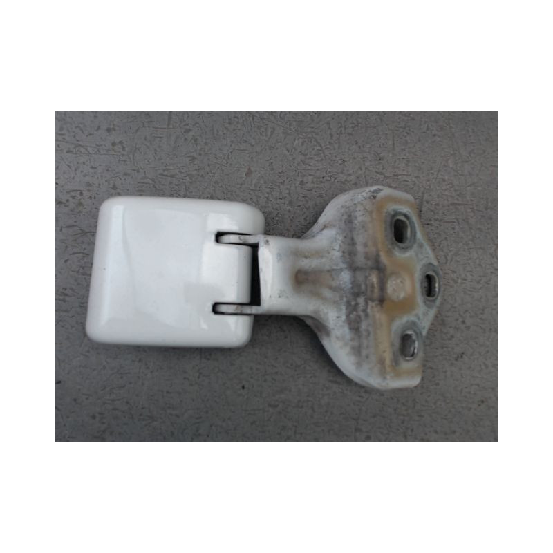 CHARNIERE SUP PORTE BATTANTE ARG TOYOTA PROACE