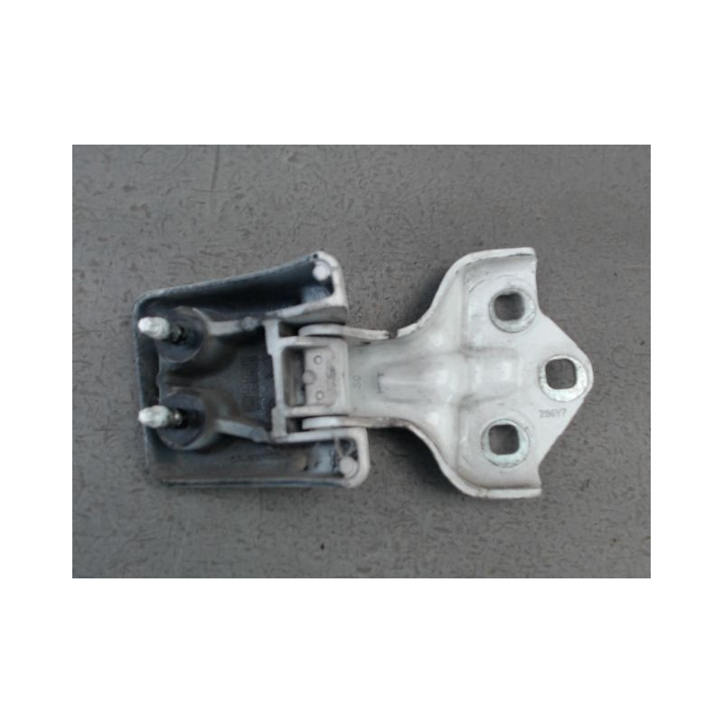 CHARNIERE SUP PORTE BATTANTE ARG TOYOTA PROACE