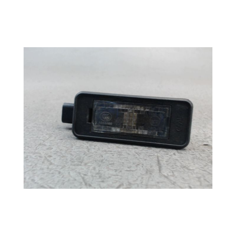 ECLAIREUR PLAQUE DE POLICE GAUCHE PEUGEOT 308