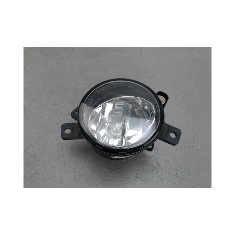 PHARE ANTIBROUILLARD AVANT DROIT B.M.W. X1