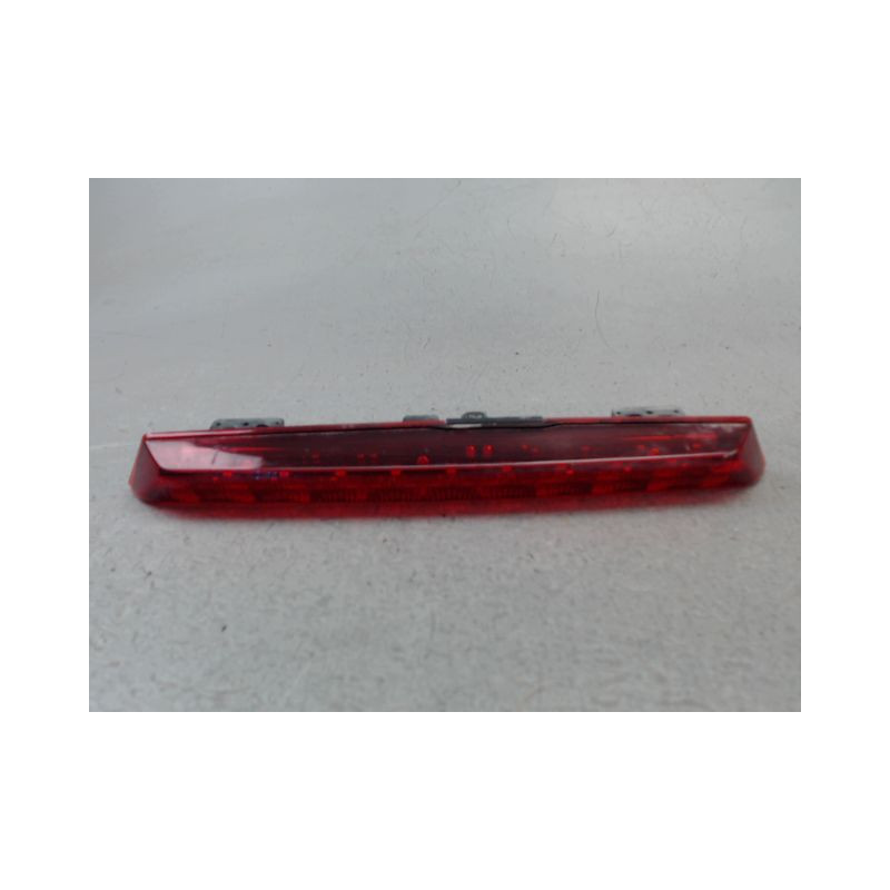 FEUX STOP SUPPLEMENTAIRE MAZDA CX-3