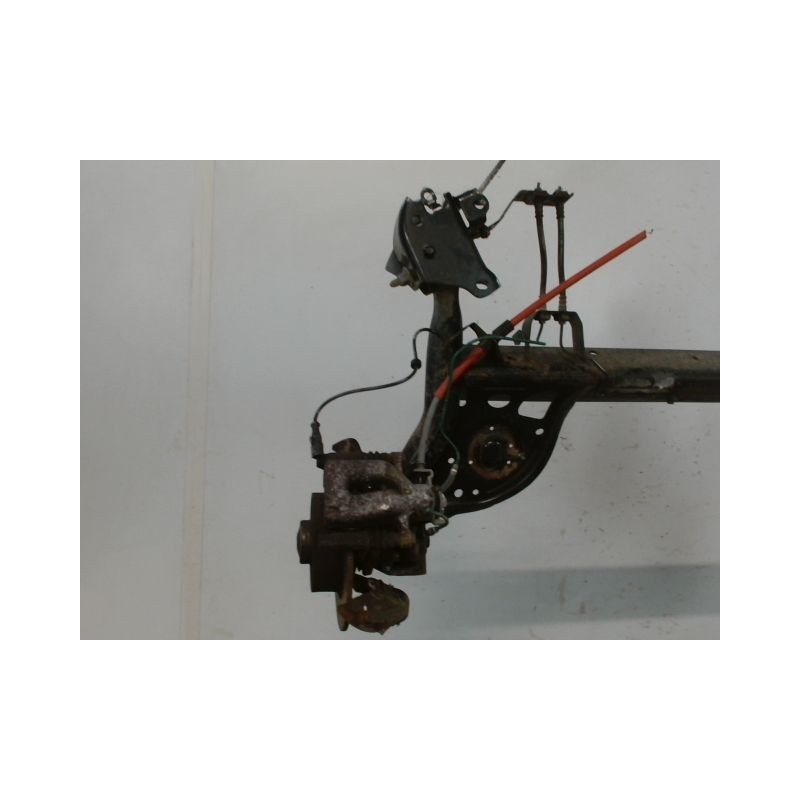 TRAIN ARRIERE RENAULT CLIO
