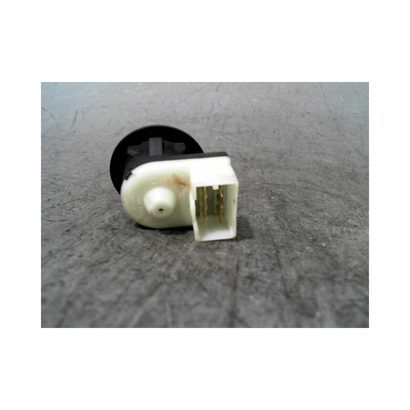 COMMANDE RETROVISSEUR EXTERIEUR ELECTRIQUE DROIT RENAULT SCENIC II PH1 02-06