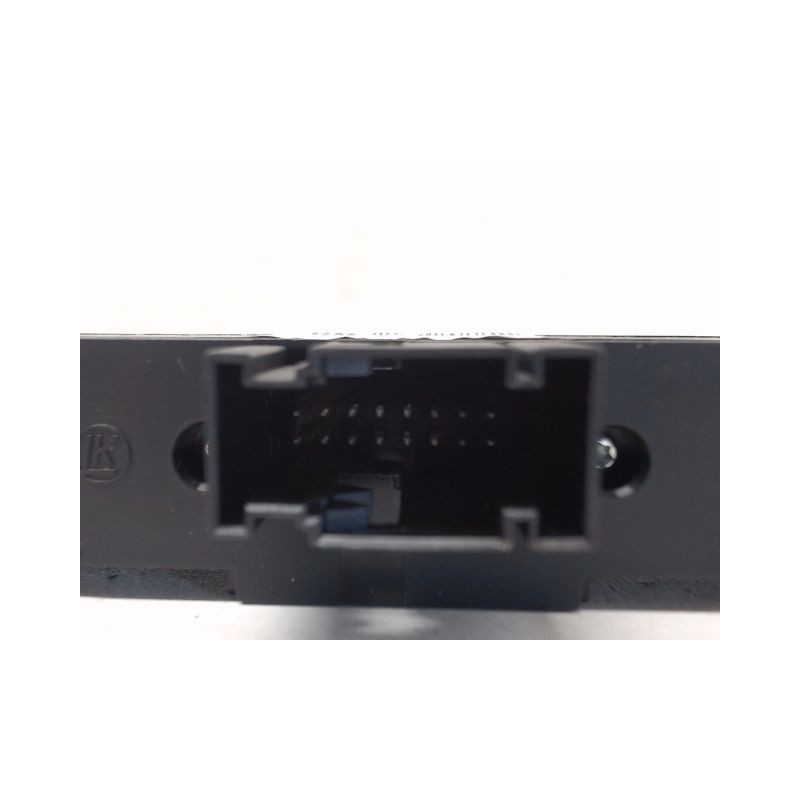BOUTON DE WARNING OPEL ZAFIRA 2005-