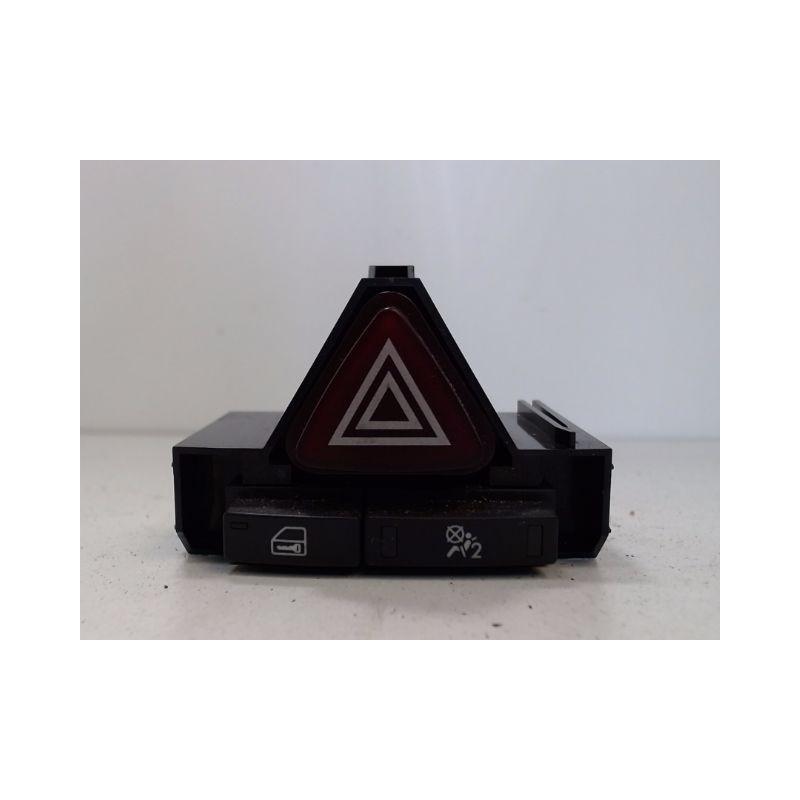 BOUTON DE WARNING OPEL CORSA 06-09