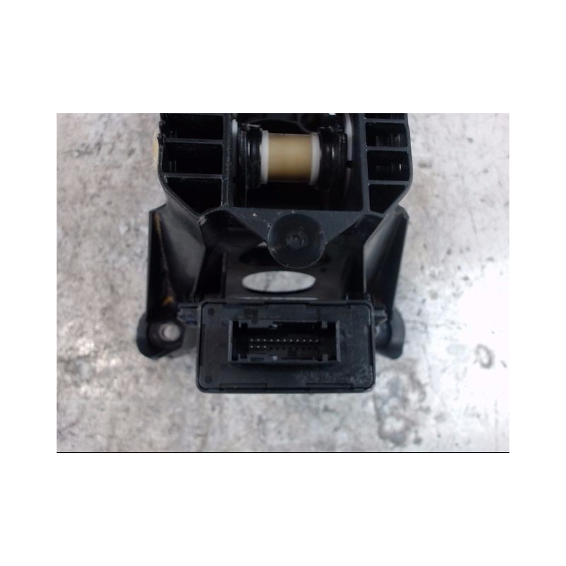 PEDALE DE FREIN VOLKSWAGEN GOLF
