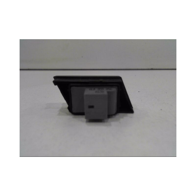 COMMANDE LEVE-GLACE PORTE AVD SEAT CORDOBA