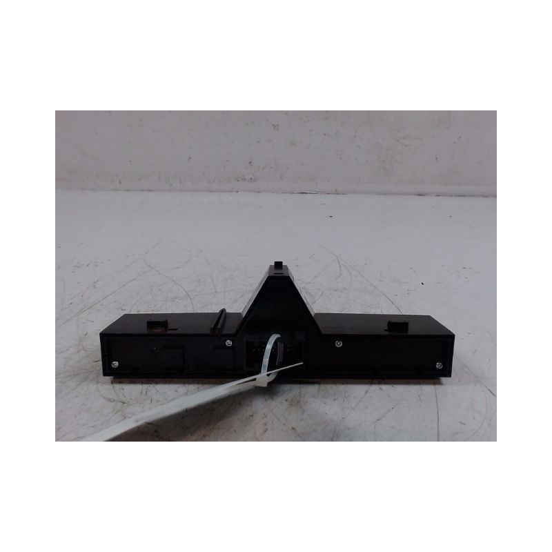 BOUTON DE WARNING OPEL CORSA