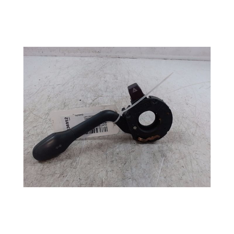 COMMANDE CLIGNOTANT SEAT IBIZA 99-2002