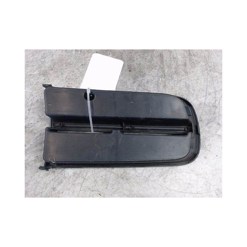 OBTURATEUR PHARE ADDITIONNEL PARE-CHOC AVG SKODA ROOMSTER