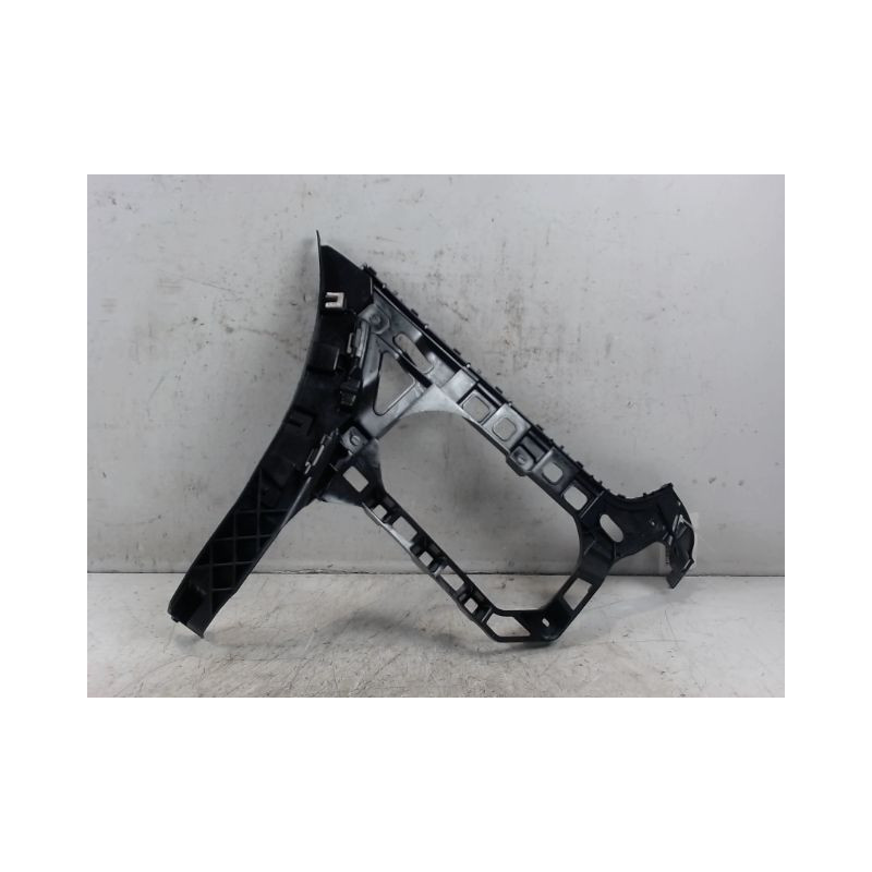 SUPPORT PARE-CHOC ARG VOLKSWAGEN PASSAT 2010-