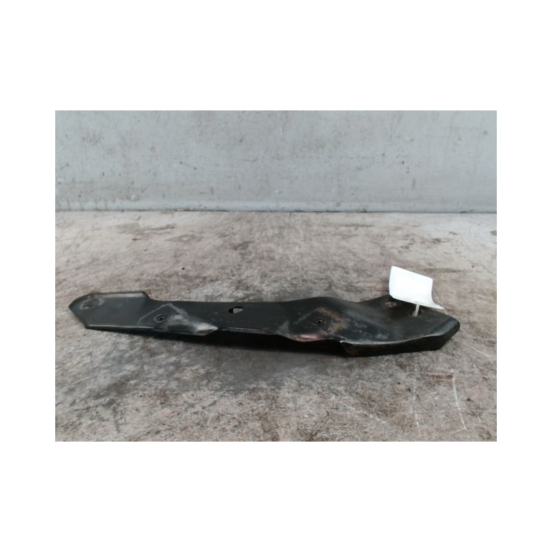 TOLE PORTE PHARE DROIT VOLKSWAGEN GOLF VI 2008-