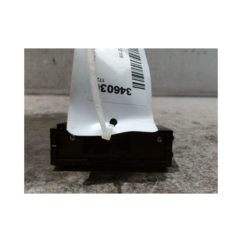 BOUTON DE WARNING OPEL CORSA 06-09