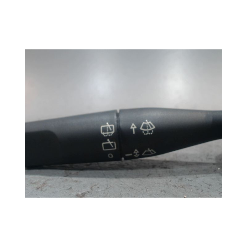 COMMANDE ESSUIE GLACE PEUGEOT 206
