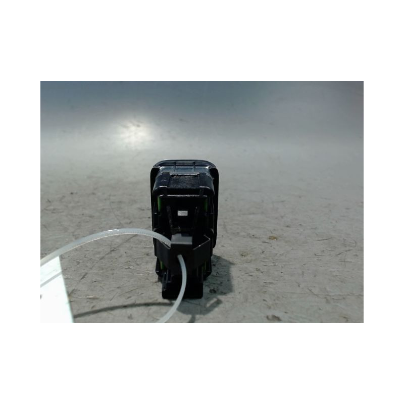 COMMANDE LEVE-GLACE PORTE AVD MERCEDES GLE