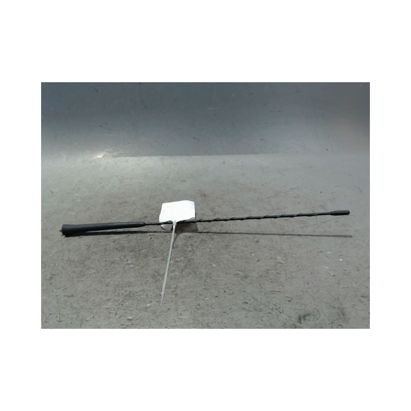 ANTENNE RADIO PEUGEOT 208