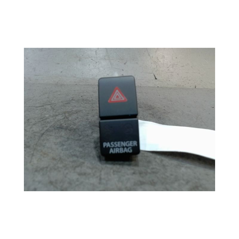 BOUTON DE WARNING SUZUKI CELERIO