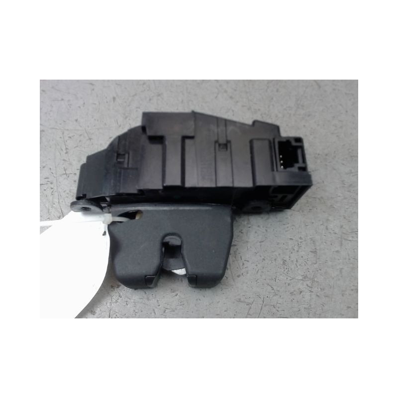 SERRURE HAYON  PEUGEOT 207 2006-2013