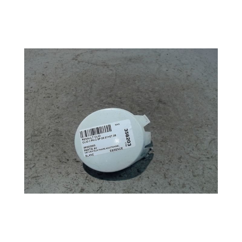 OBTURATEUR PHARE ADDITIONNEL PARE-CHOC AVG RENAULT CLIO II PH.2 01-06