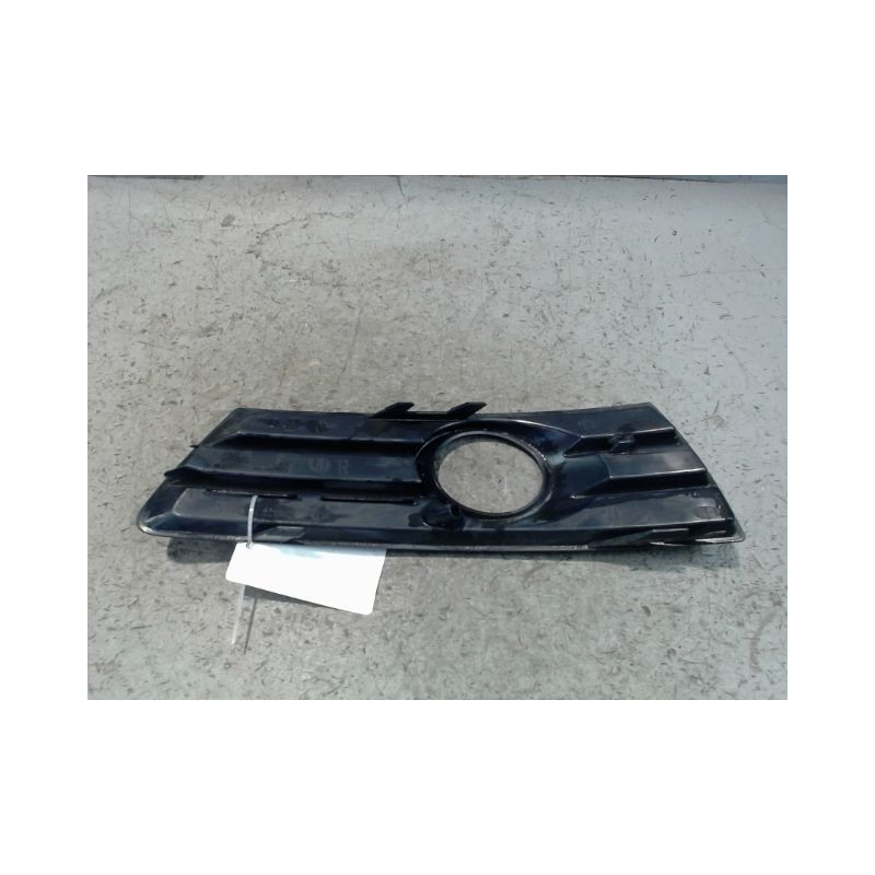 OBTURATEUR PHARE ADDITIONNEL PARE-CHOC AVD VOLKSWAGEN PASSAT 2010-