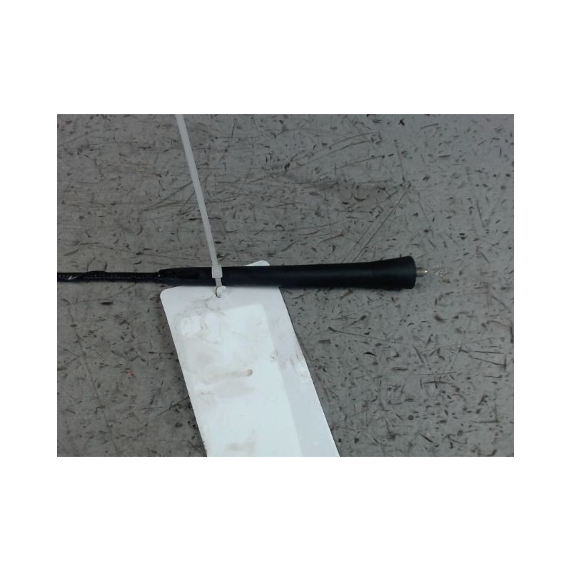 ANTENNE RADIO PEUGEOT 208