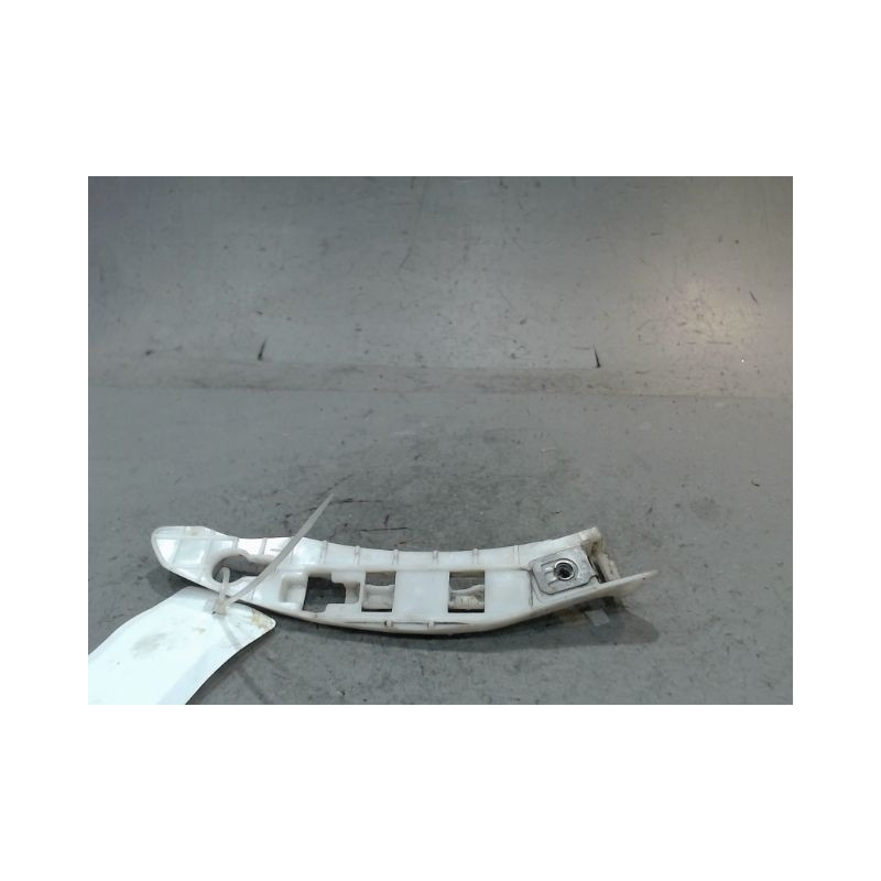 SUPPORT PARE-CHOC ARD PEUGEOT 208