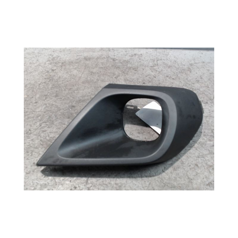 OBTURATEUR PHARE ADDITIONNEL PARE-CHOC AVD DACIA DUSTER